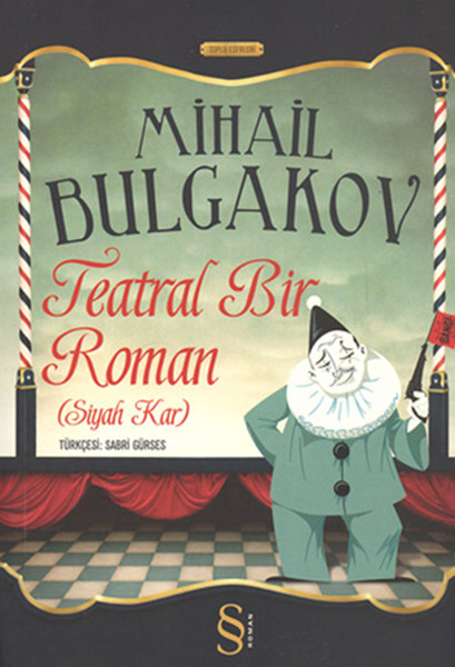 Teatral Bir Roman Siyah Kar