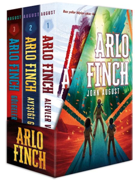 Arlo Finch 3 Kitap Takım Kutulu + Ciltli